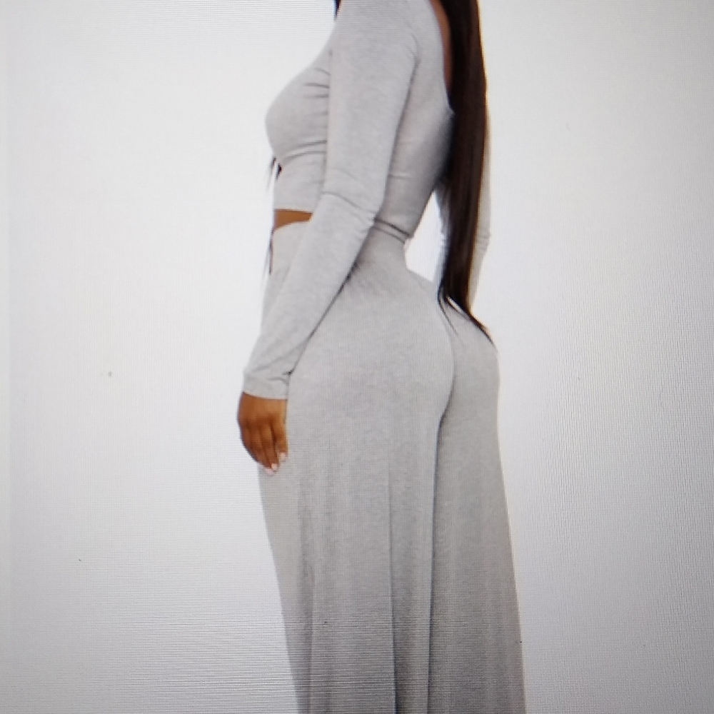 2 PIECE PANTS AND TOP SET
